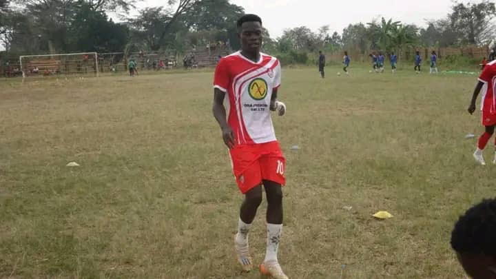 Tekakwo James playing for Paidha United Sc in west Nile regional league