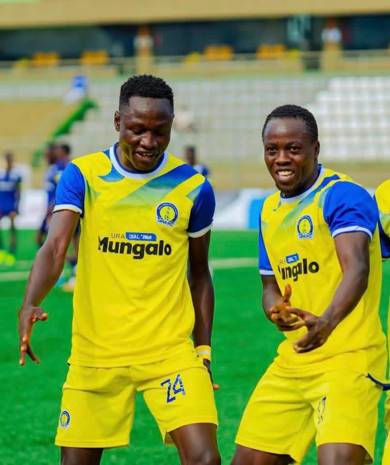 Vuni during his time at URA Fc