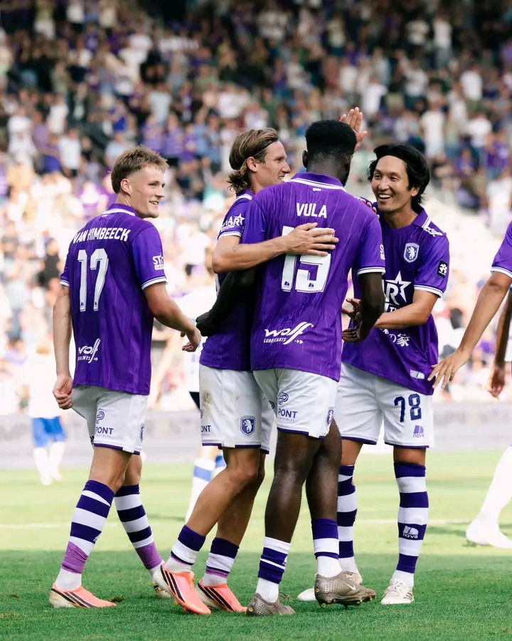 Arnold Vula celebrating his goal against Duisburg of Germany in a friendly match